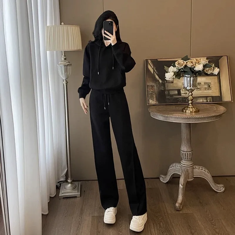 Black sports and leisure suit for women spring and autumn 2024 new fashion age-reducing style hooded sweatshirt and trousers two