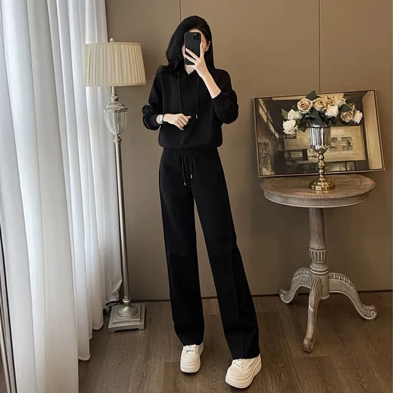 Black sports and leisure suit for women spring and autumn 2024 new fashion age-reducing style hooded sweatshirt and trousers two