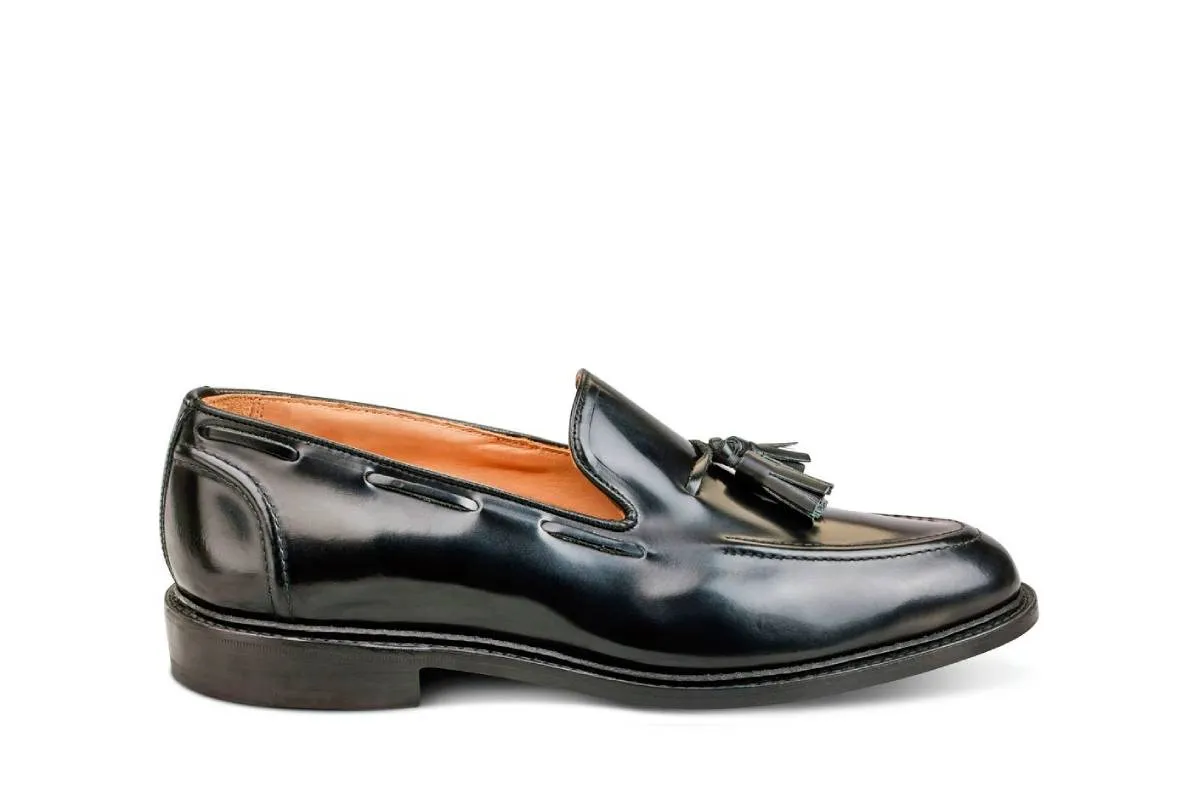 Elton Tassel Loafer - Black Bookbinder