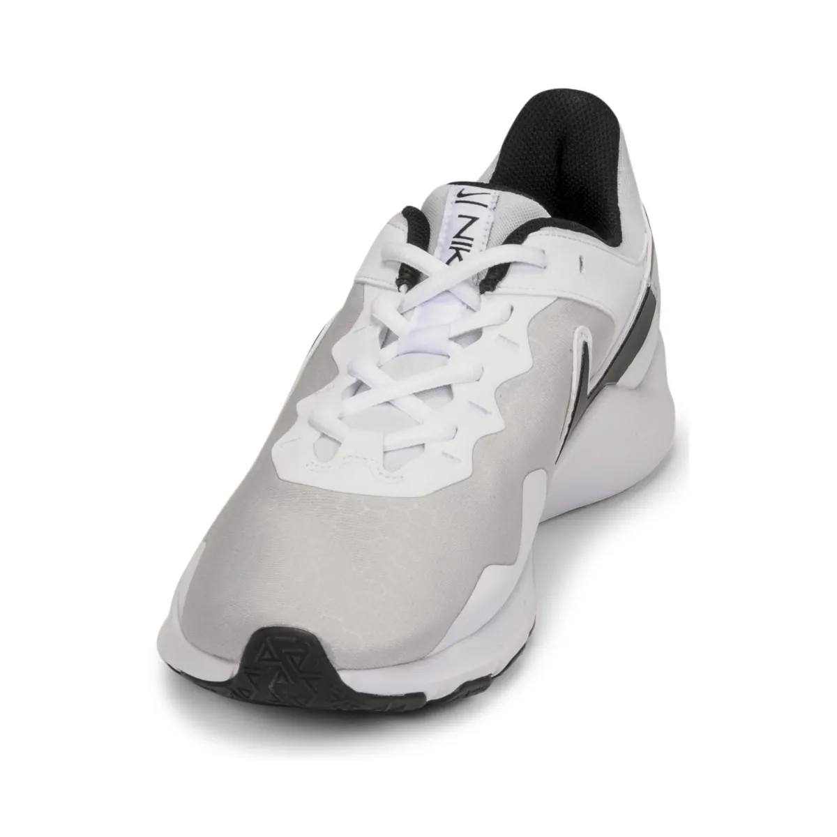 Nike LEGEND ESSENTIAL 2