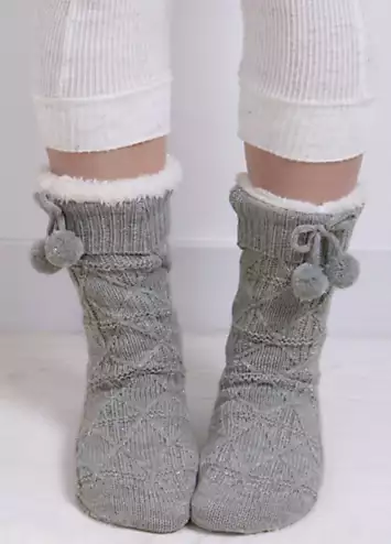 Totes Ladies Cable Knit Pom Pom Slipper Socks in Grey